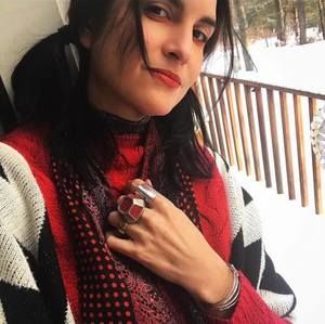 Meet your Posher, Janel